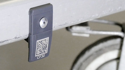 UHF-TUNNISTE Beontag Ironside Flag M780 (3004421)